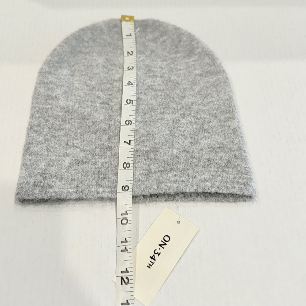 🆕 On 34th Women Beanie Light Gray Wool blend 🆕 - Picture 5 of 10
